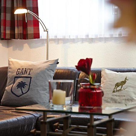 Alpenflair Ferienwohnungen Gaestehaus Hilbrand Whg 313,314,215 Оберстдорф Экстерьер фото