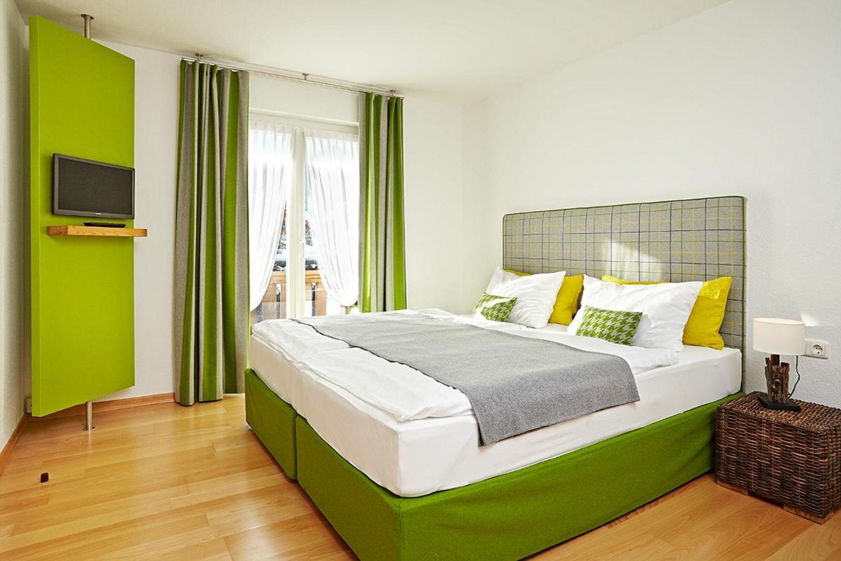 Alpenflair Ferienwohnungen Gaestehaus Hilbrand Whg 313,314,215 Оберстдорф Экстерьер фото